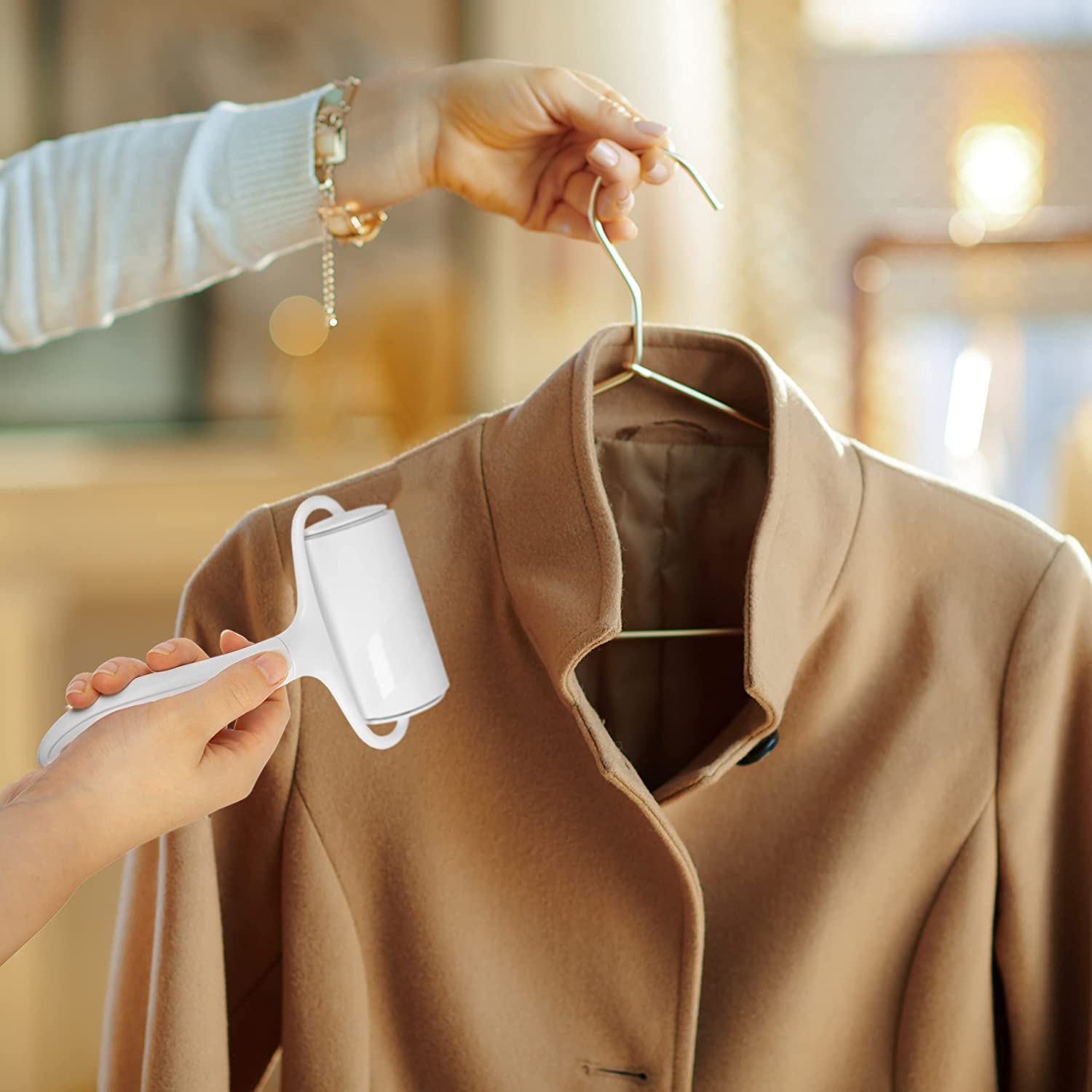 Duronic ROLL1X2 Fusselrolle | Tragbarer Fusselentferner | Kleiderrolle gegen Tierhaare | Mit ergonomischem Griff | Inkl. 2 Kleberollen | Für Polstermöbel, Wäsche und Fellpflege geeignet