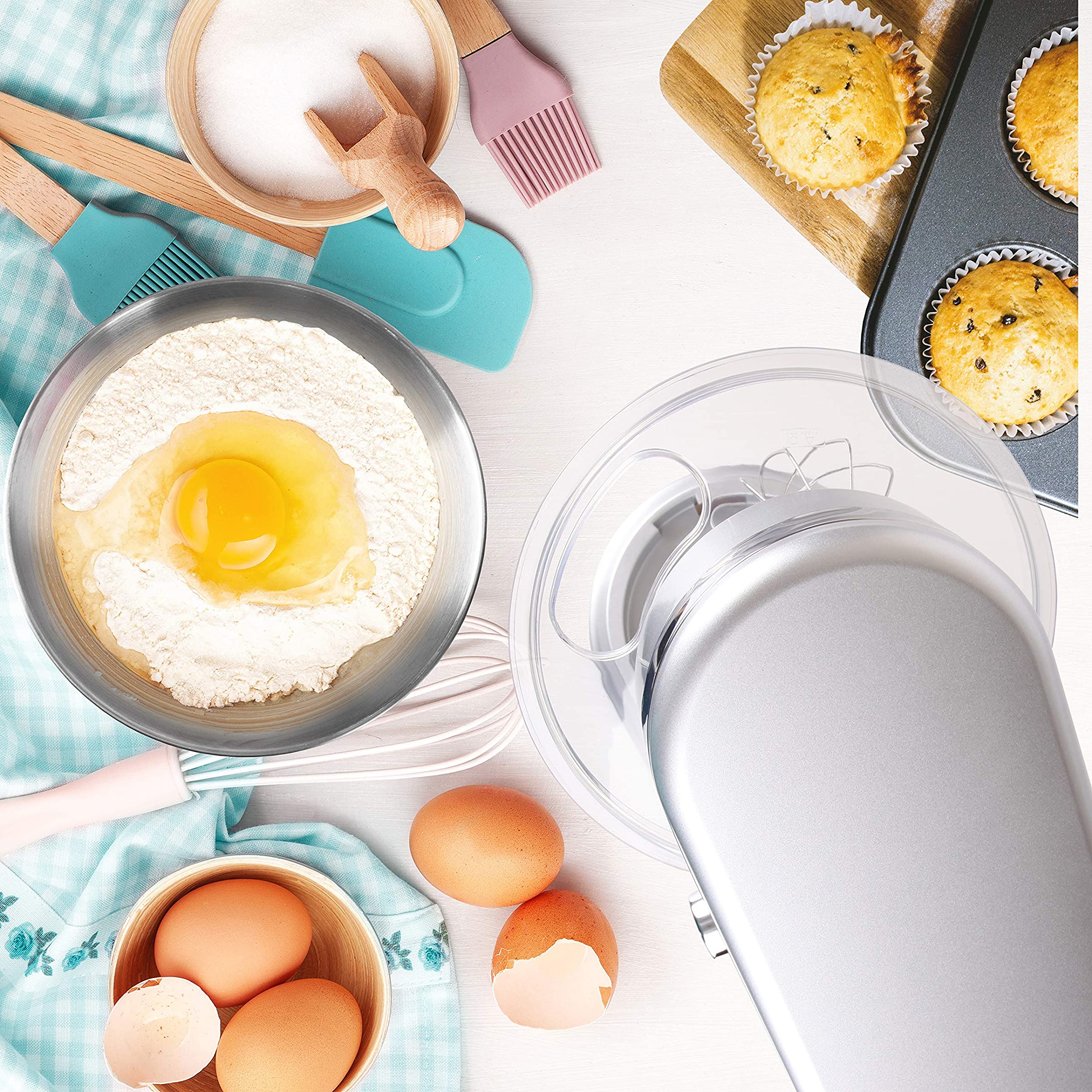 Duronic SM104 Elektrische Küchenmaschine | 1000W Knetmaschine mit Teighaken | 4 L Rührschüssel mit Spritzschutz | 6 Geschwindigkeiten und Pulsfunktion | Rührmaschine mit Schneebesen und Rührbesen