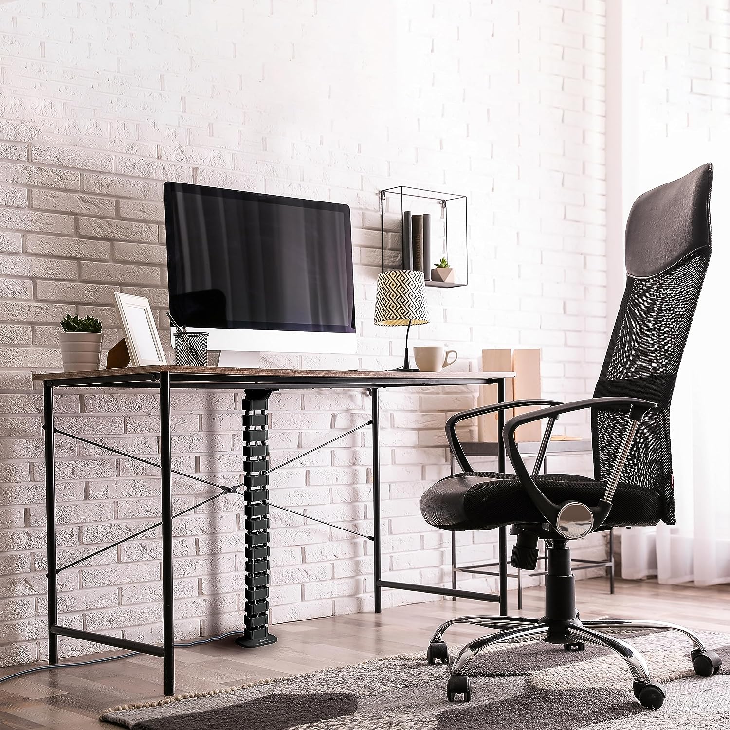 Duronic CM1DM BK Kabelkanal | Kabelführung Schreitisch | Flexibles Kabelmanagement für Ordnung am Arbeitsplatz und Werkstatt | Modular bis 1,3m | Metallplatte zum Schrauben unter Tisch | Kunststoff