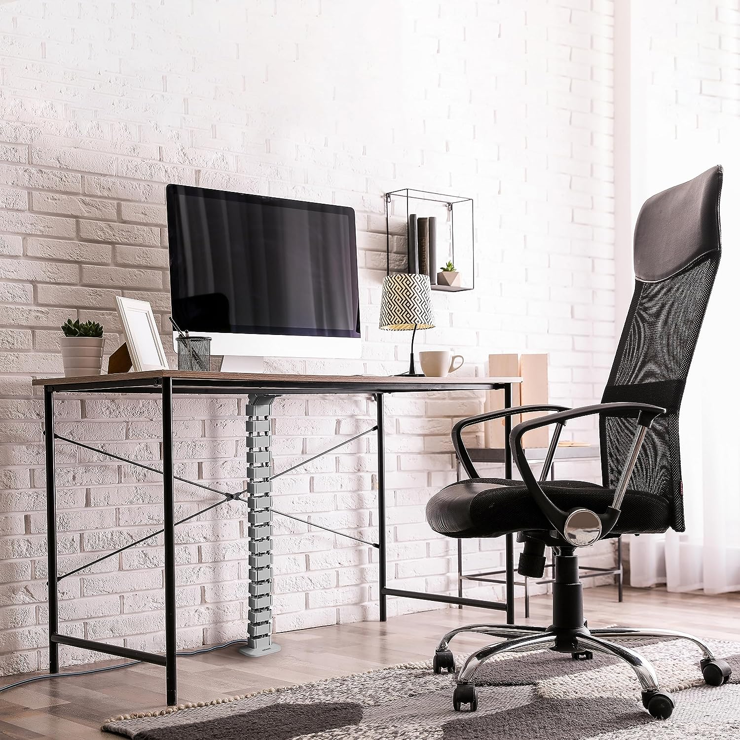 Duronic CM1DM SR Kabelkanal | Kabelführung Schreitisch | Flexibles Kabelmanagement für Ordnung am Arbeitsplatz und Werkstatt | Modular bis 1,3m | Metallplatte zum Schrauben unter Tisch | Kunststoff