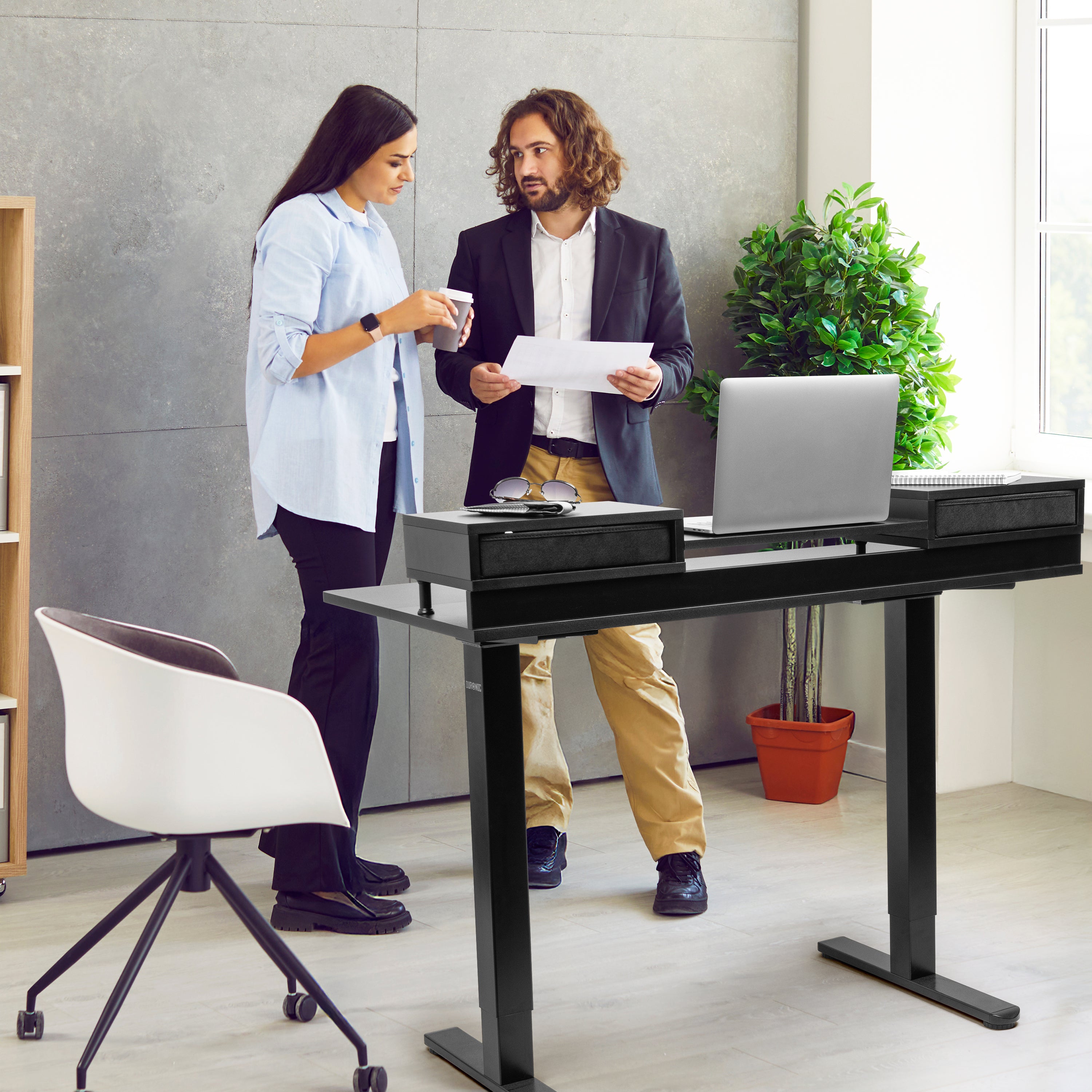 Duronic DD1 BK Schreibtischaufsatz im Büro
