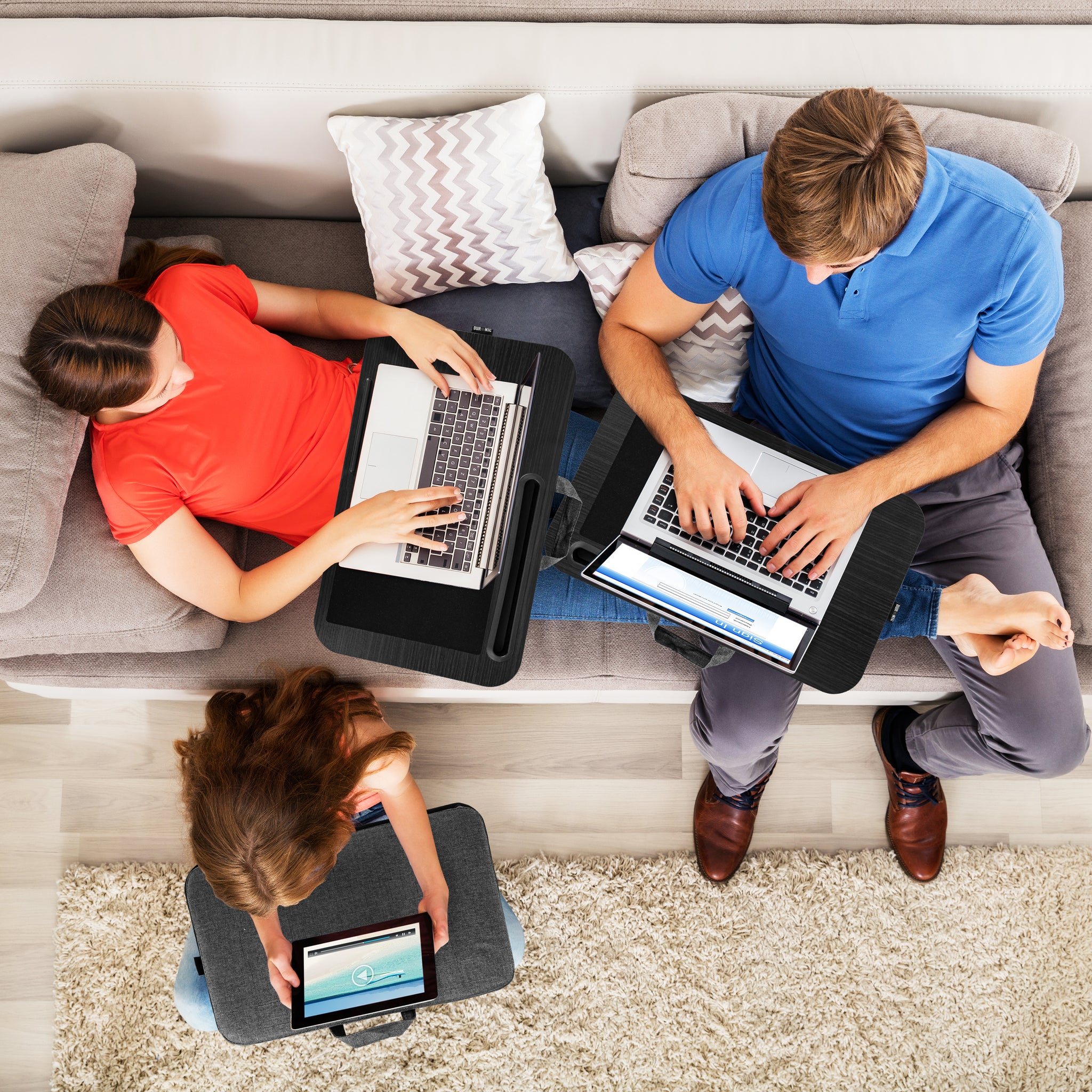 Duronic DML422 Laptopständer | Ergonomischer Laptop Tisch mit Kissen | Laptop Halterung mit Schaumstoffkissenstütze |Große Plattform mit integriertem Griff | Ideal für Bett, Sofa, Auto